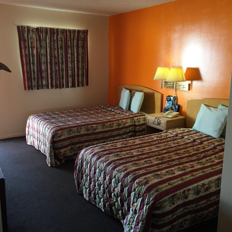 Avalon Motel Early Екстериор снимка
