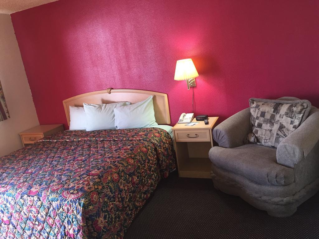 Avalon Motel Early Екстериор снимка