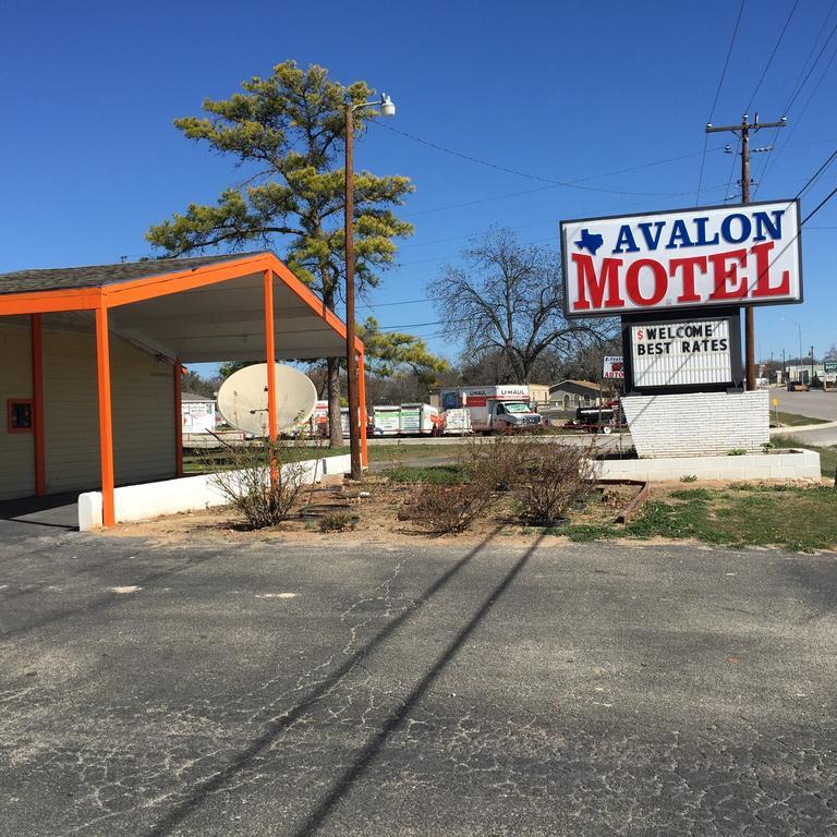 Avalon Motel Early Екстериор снимка