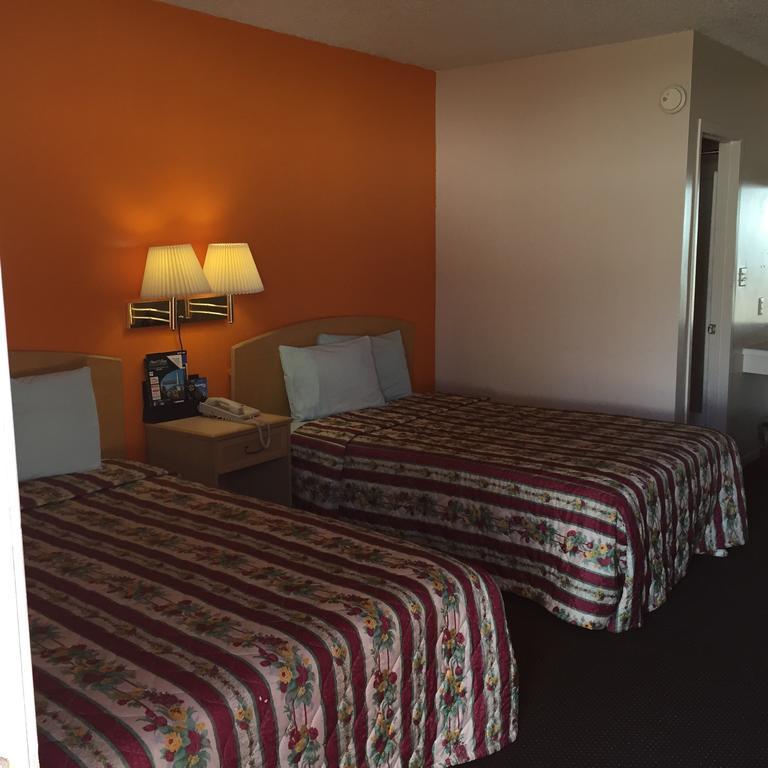 Avalon Motel Early Екстериор снимка